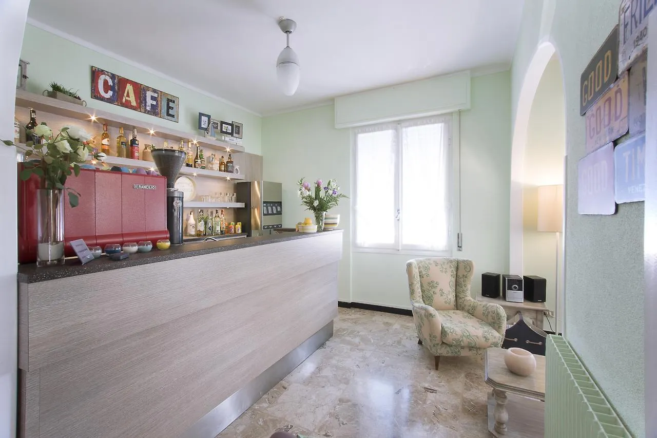 Albergo Teresa Laigueglia Italy