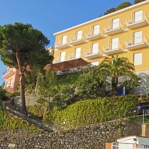  Hotel Pineta