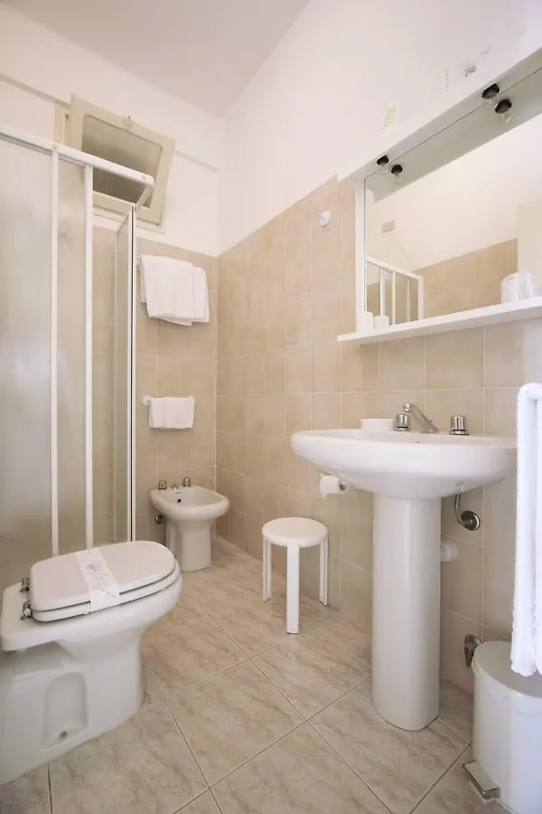 Albergo Teresa Laigueglia 0*,